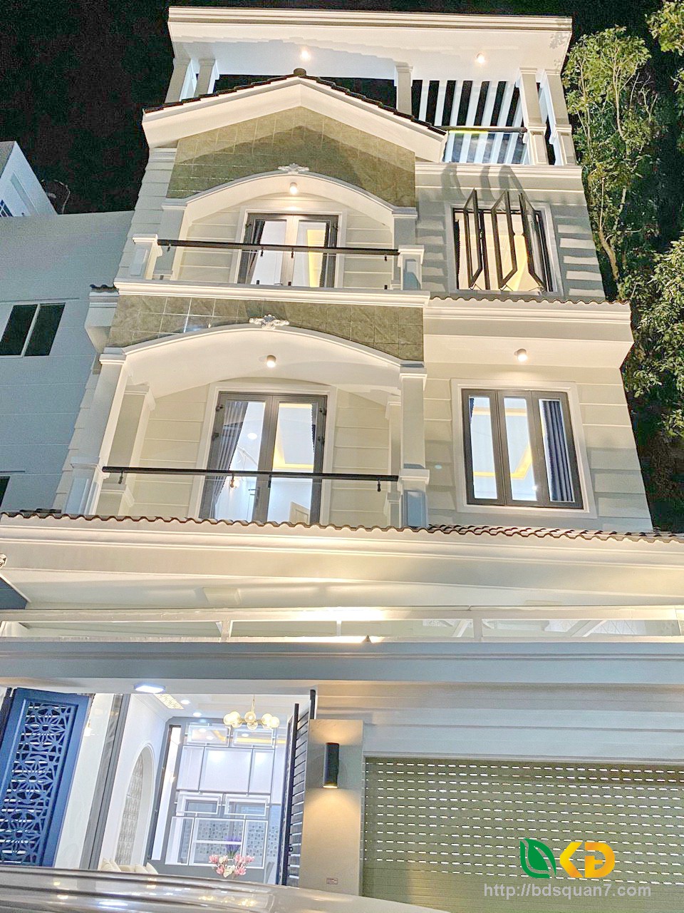 Bán nhà mới hoàn thiện kiểu biệt thự tân cổ điển tại khu Cafe Omely đường Đào Tông Nguyên Phú Xuân Nhà Bè